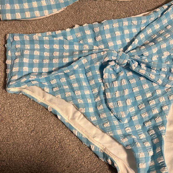 Aerie NWT gingham bikini set 💙🤍 L TOP, M BOTTOM - Picture 2 of 6